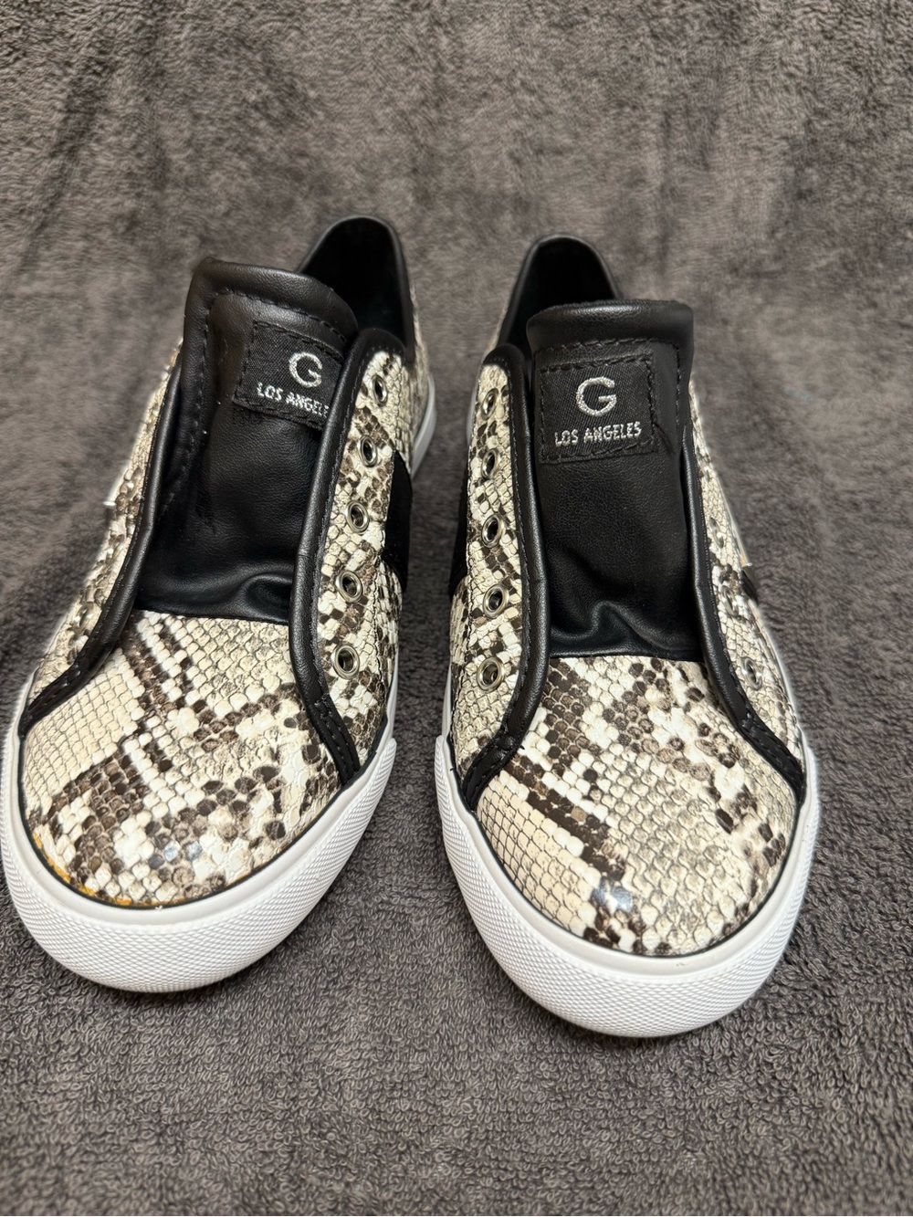 G by GUESS Backer Snakeskin Print Sneakers Women’s Size 7.5